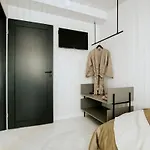 Modern 3br At The Golf Course