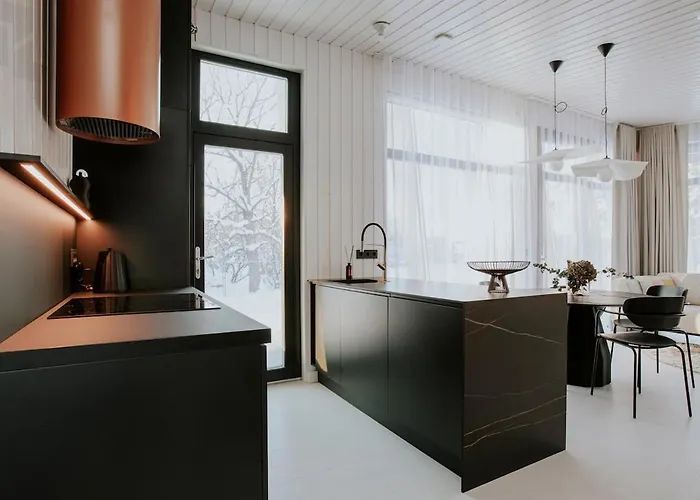 Villa Modern 3br At The Golf Course Manniva