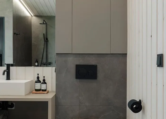 Modern 3br At The Golf Course * Manniva