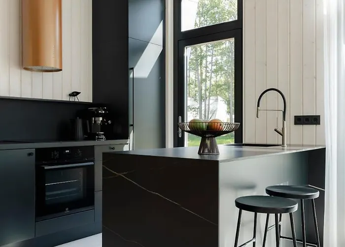 Villa Modern 3br At The Golf Course Manniva